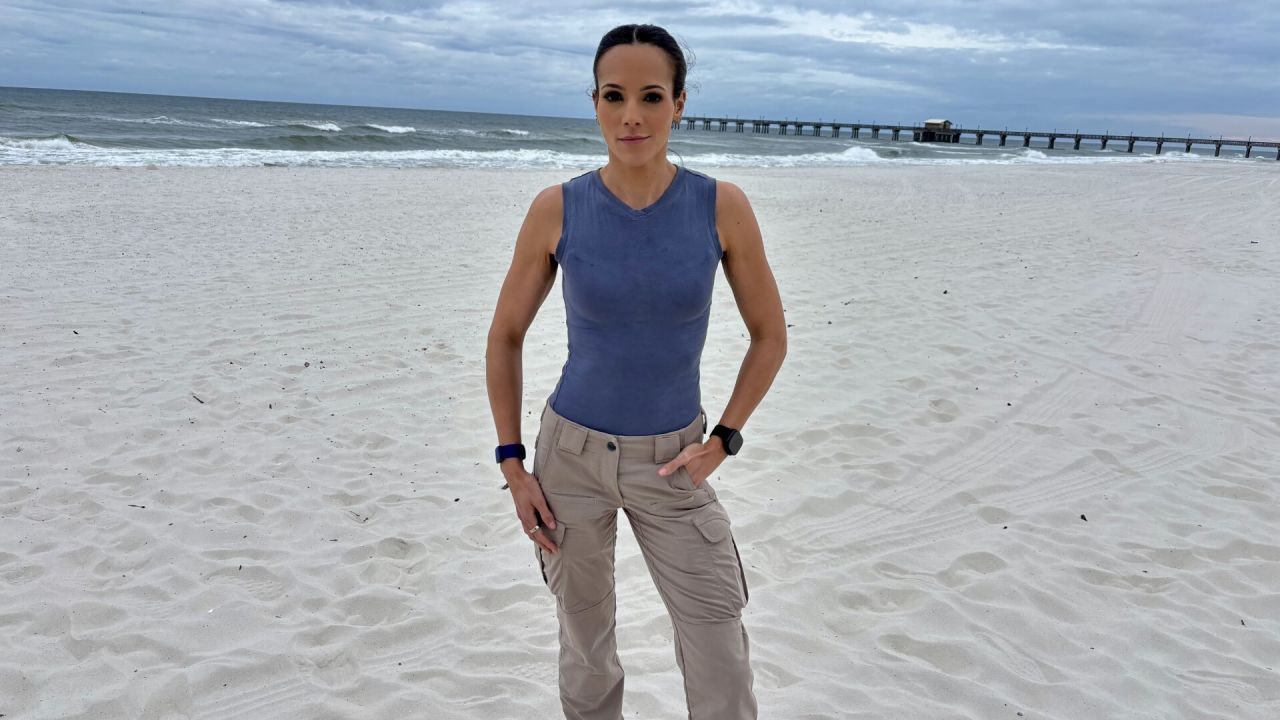 CNN transmeton drejtpërdrejt nga Alabama, uragani Isaias i afrohet bregdetit të Gjirit