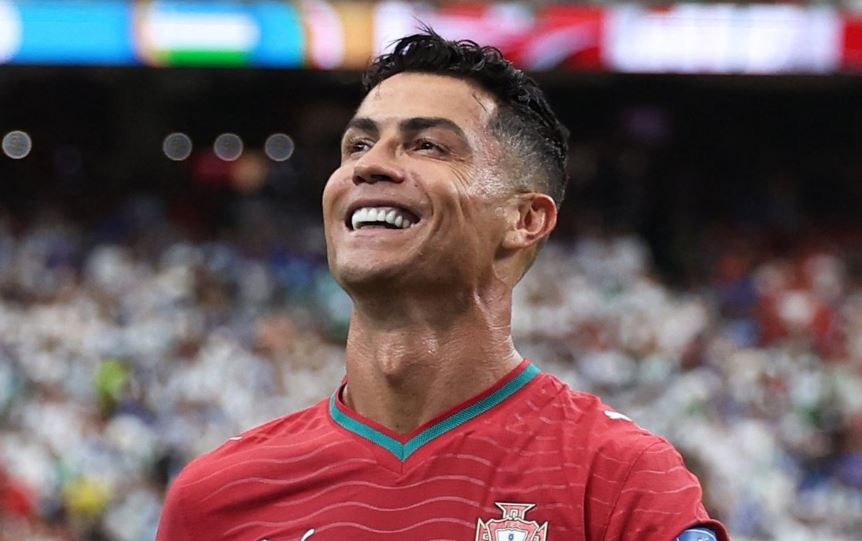 Ronaldo për Messin, Pelén dhe Maradonën: Preferenca është çështje shijeje