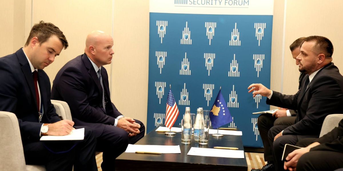 Maqedonci dhe Whitaker shqyrtojnë zgjerimin e bashkëpunimit në mbrojtje