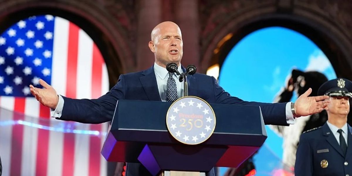 Whitaker qetëson aleatët evropianë mes rishikimit të pranisë ushtarake amerikane