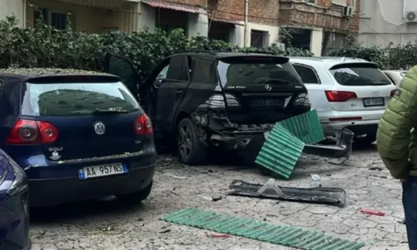 Automjeti i avokatit Idajet Beqiri sulmohet me lëndë plasëse në Tiranë