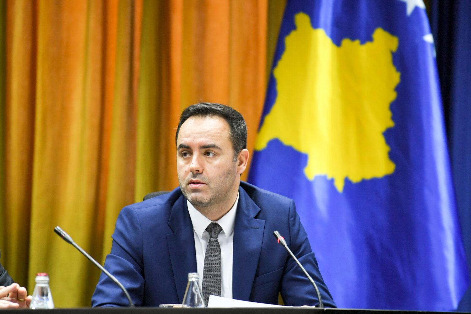 Qeveria cakton Glauk Konjufcën në krye të grupit punues për Apelin