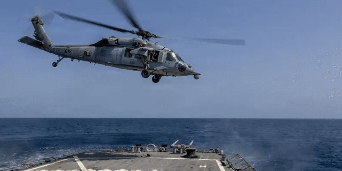 CENTCOM: Anija po vëzhgonte dhe shënjestronte mjetet luftarake amerikane