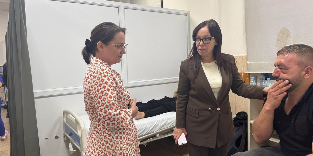 Ministrja Spahiu: Një polic pësoi lëndime të rënda në sy dhe fytyrë