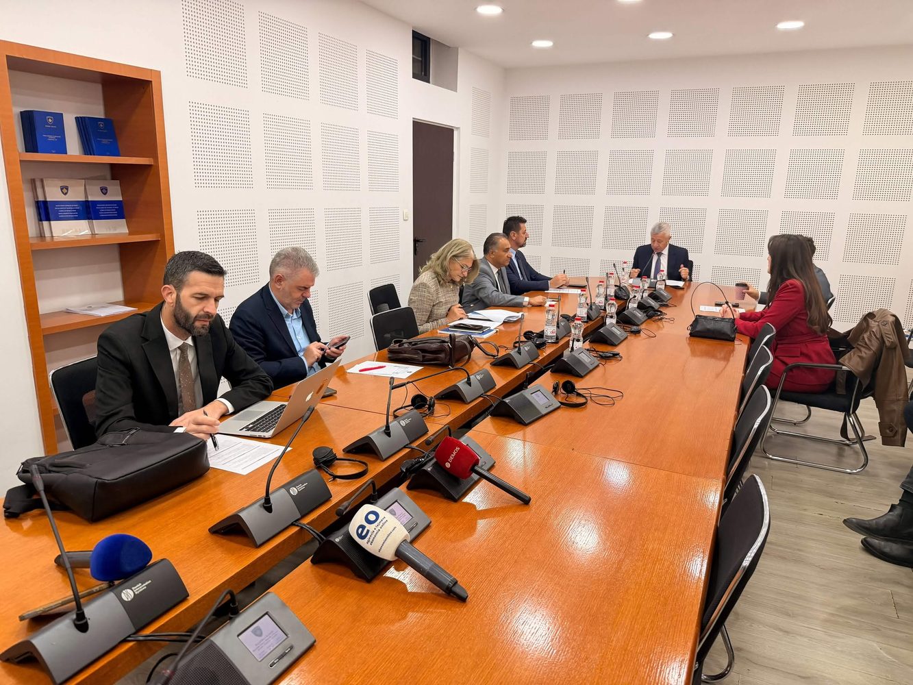 Projektligji për pastrimin e parave merr mbështetjen e Komisionit për Komunitete