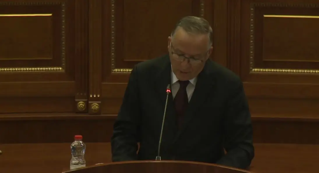 Hamza kërkon dekretim pa vonesa të ligjit për Dhomat e Specializuara