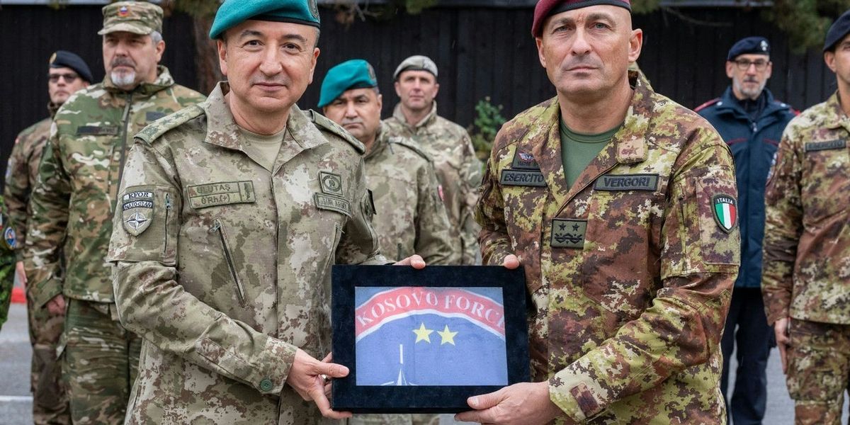 NATO konfirmon mbështetjen për KFOR-in pas ndërrimit të komandës