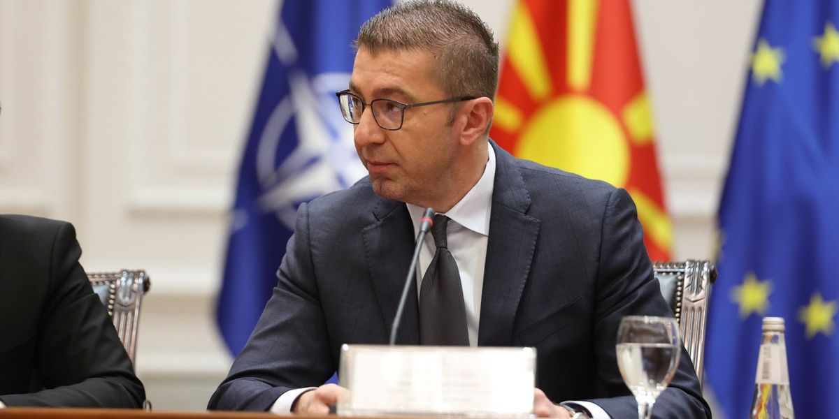 Kryeministri maqedonas thotë se Grubi kërkoi falje për festimet me fishekzjarre