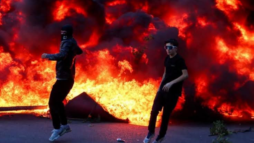 SHBA u bën thirrje qytetarëve të shmangin zonat e protestave në Tiranë