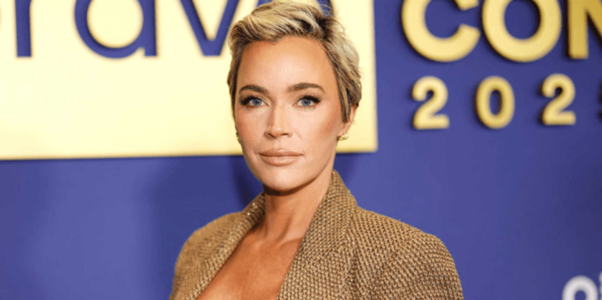 Teddi Mellencamp tregon për ndërhyrjen estetike dhe vazhdimin e imunoterapisë