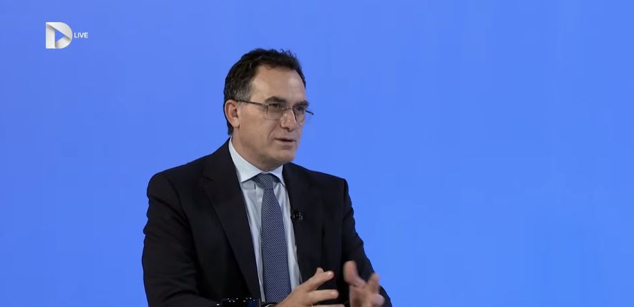 UBT mbush 25 vjet, Hajrizi paralajmëron tri ngjarje ndërkombëtare në Kosovë
